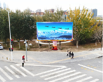 江北户外大屏广告投放要点。